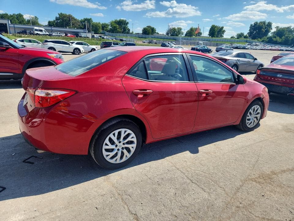 2018 TOYOTA COROLLA LE 3