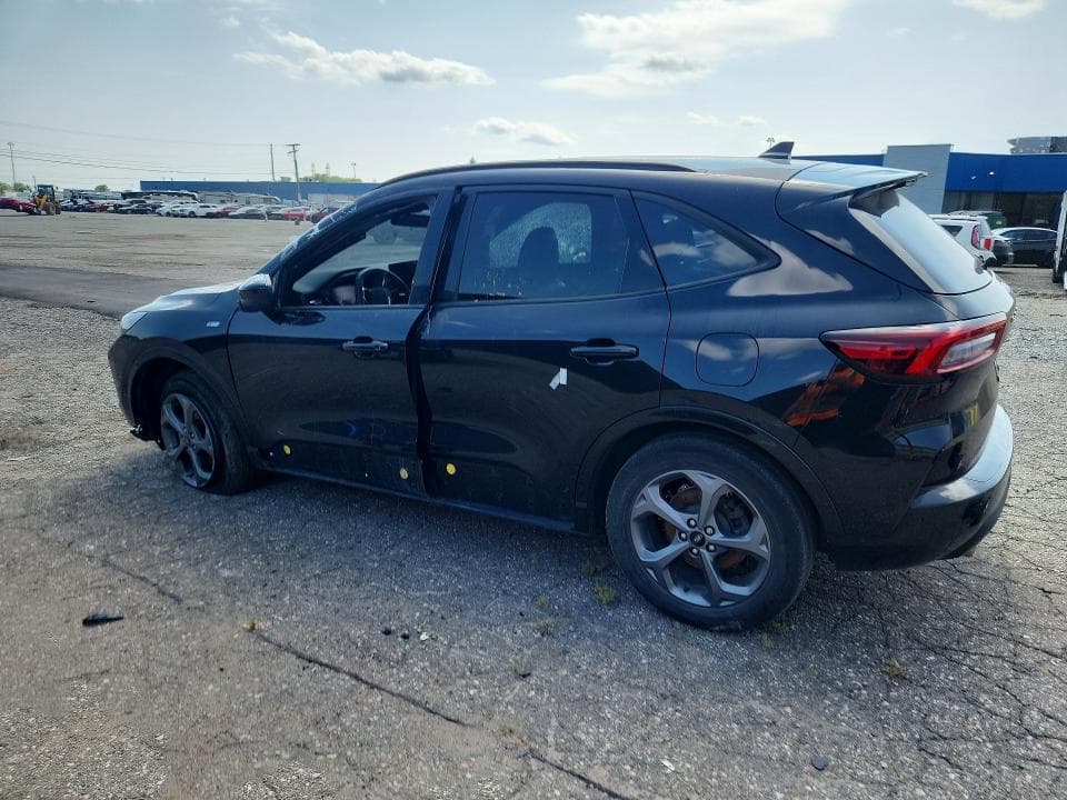 2024 FORD ESCAPE ST LINE 2