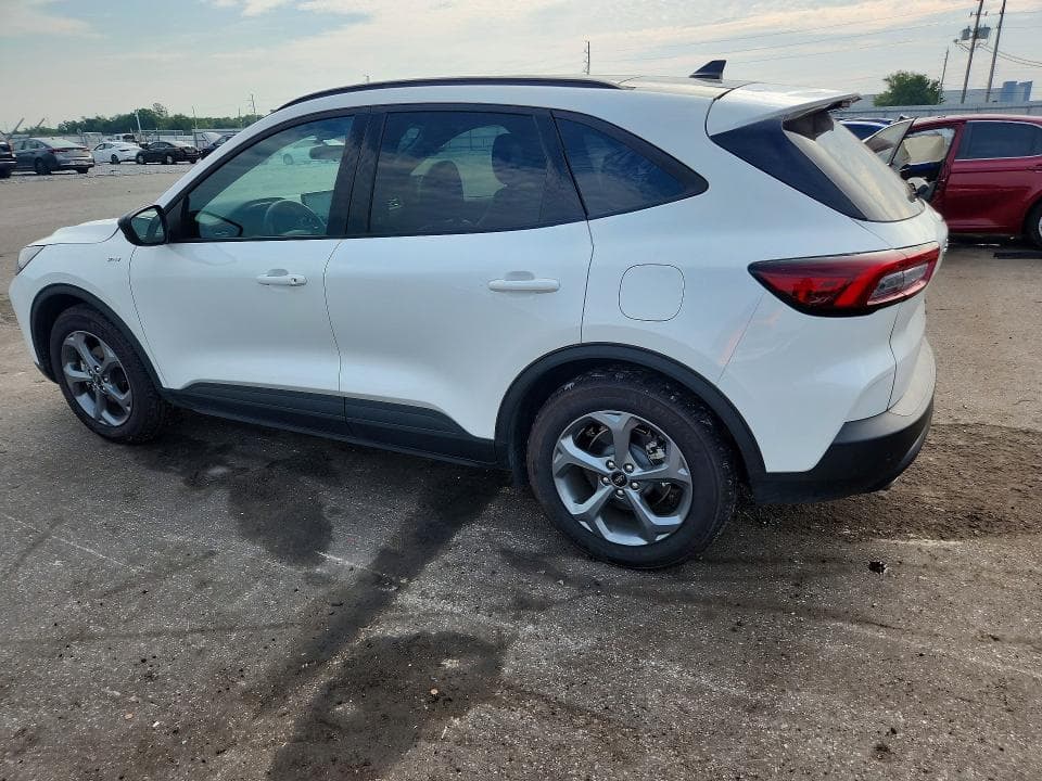 2025 FORD ESCAPE ST LINE 2