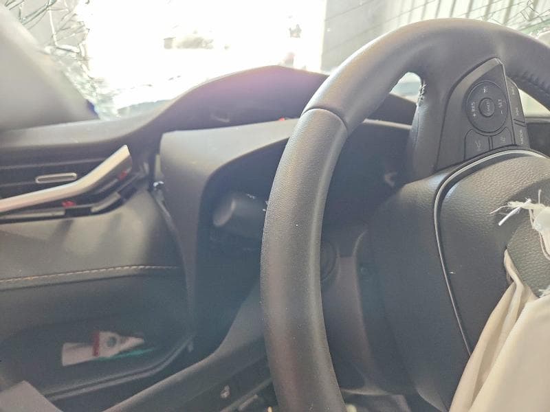 2025 TOYOTA RAV4 XLE PREMIUM 9