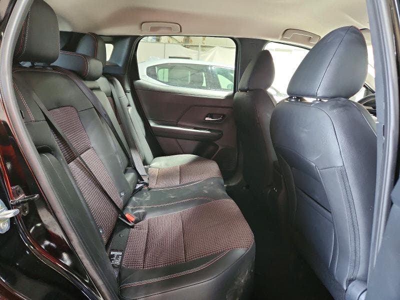 2026 NISSAN KICKS SR 11