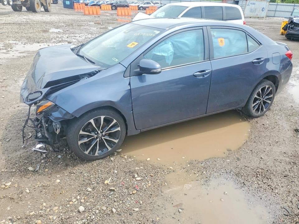 2019 TOYOTA COROLLA SE - 1