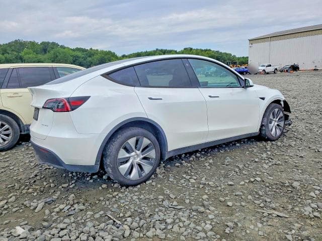 2023 TESLA MODEL Y 3