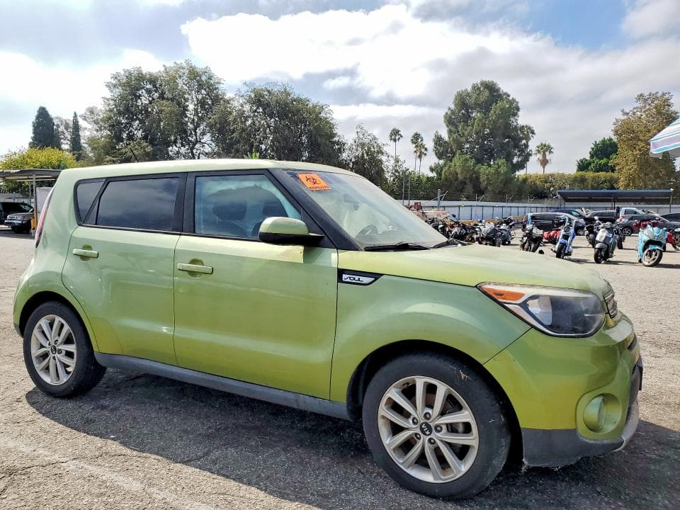 2017 KIA SOUL + 4