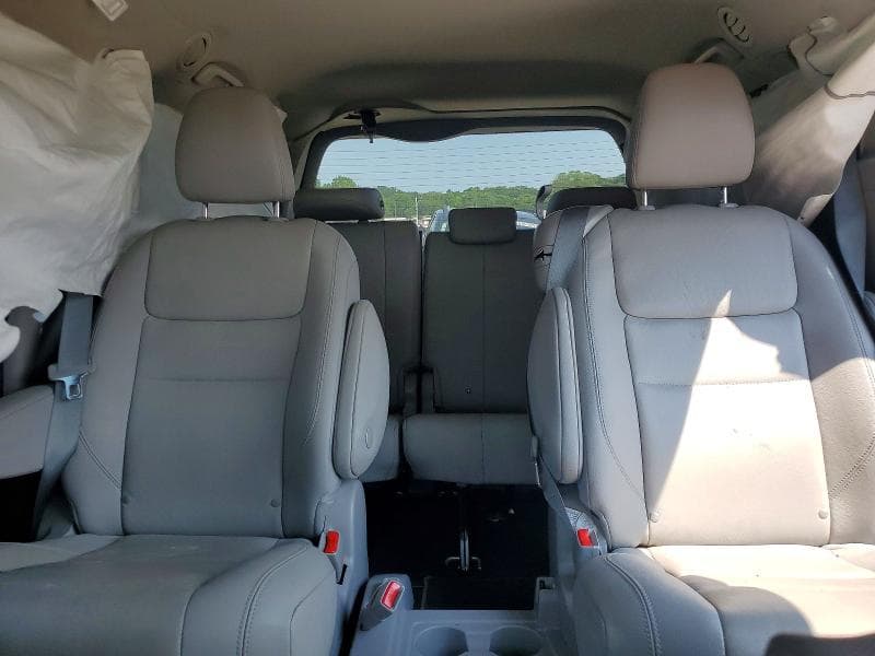 2020 TOYOTA SIENNA XLE 8-PASSENGER 10