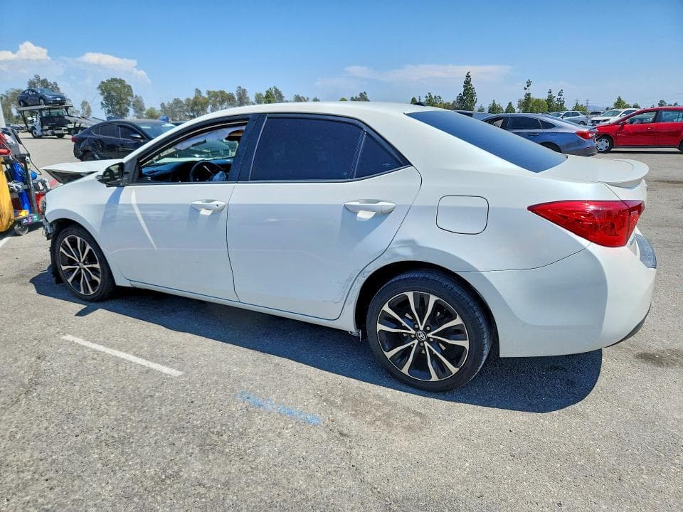 2017 TOYOTA COROLLA SE 2