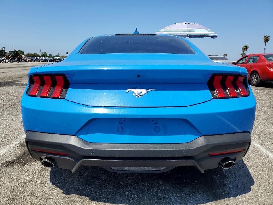 2026 FORD MUSTANG 6