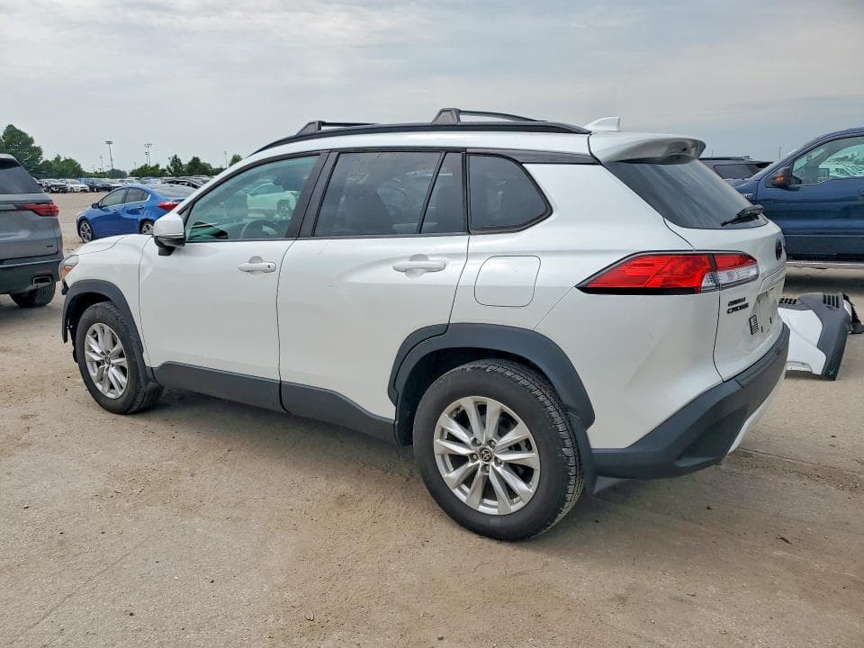 2022 TOYOTA COROLLA CROSS LE 2