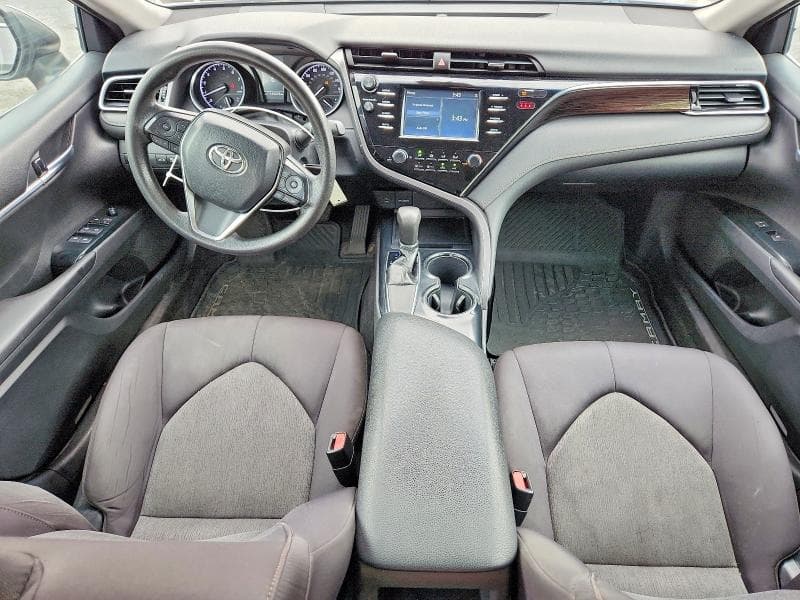 2018 TOYOTA CAMRY LE 8