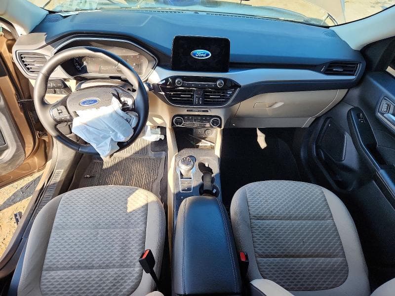 2021 FORD ESCAPE SE 8