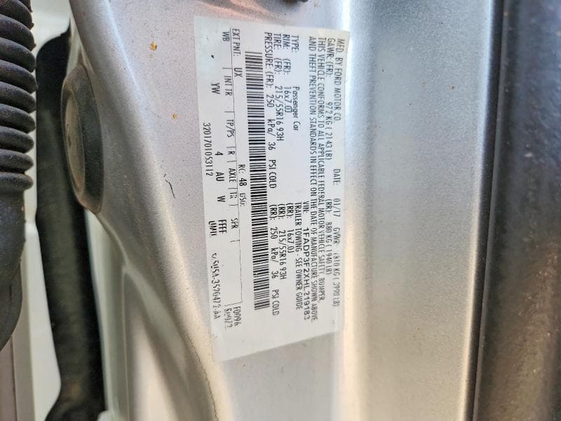 2017 FORD FOCUS SE 12