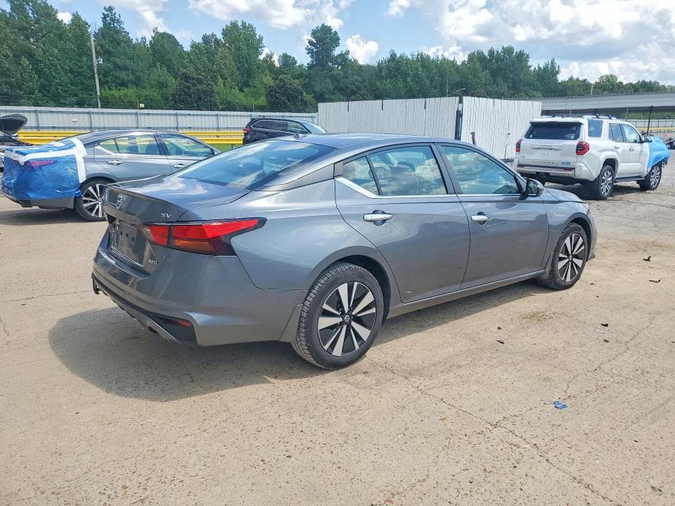 2022 NISSAN ALTIMA SV 3