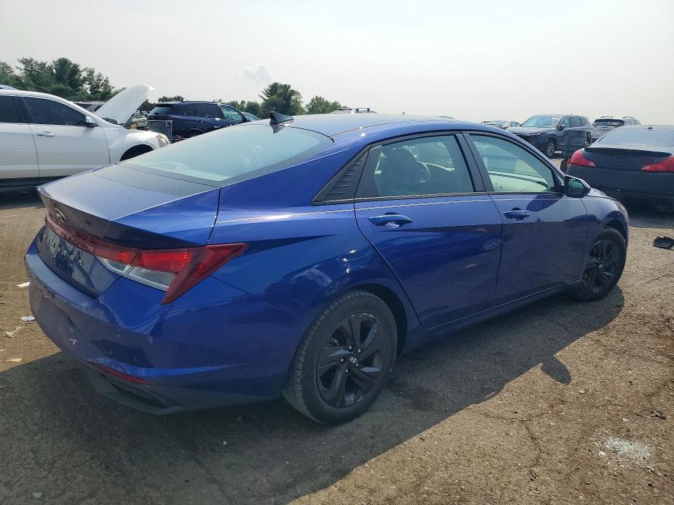 2021 HYUNDAI ELANTRA SEL 3