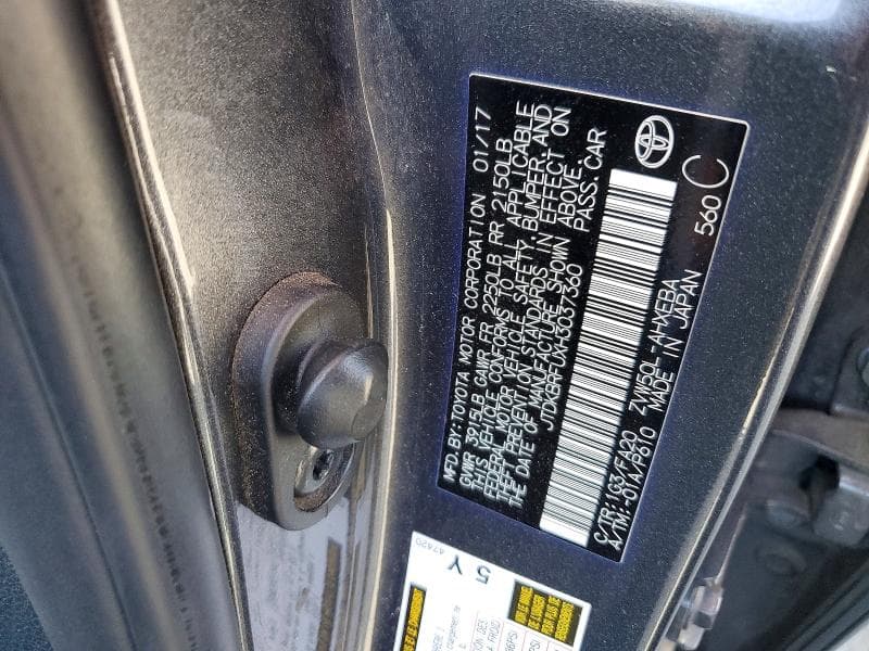 2017 TOYOTA PRIUS TWO 12