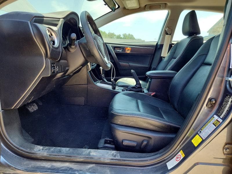 2017 TOYOTA COROLLA XLE 7