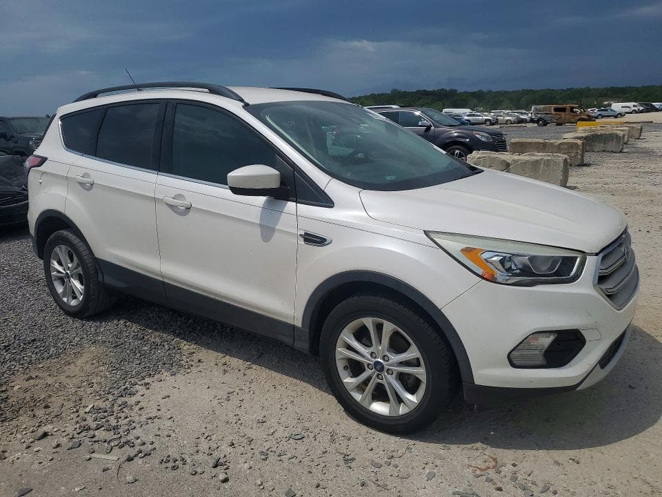 2018 FORD ESCAPE SEL 4