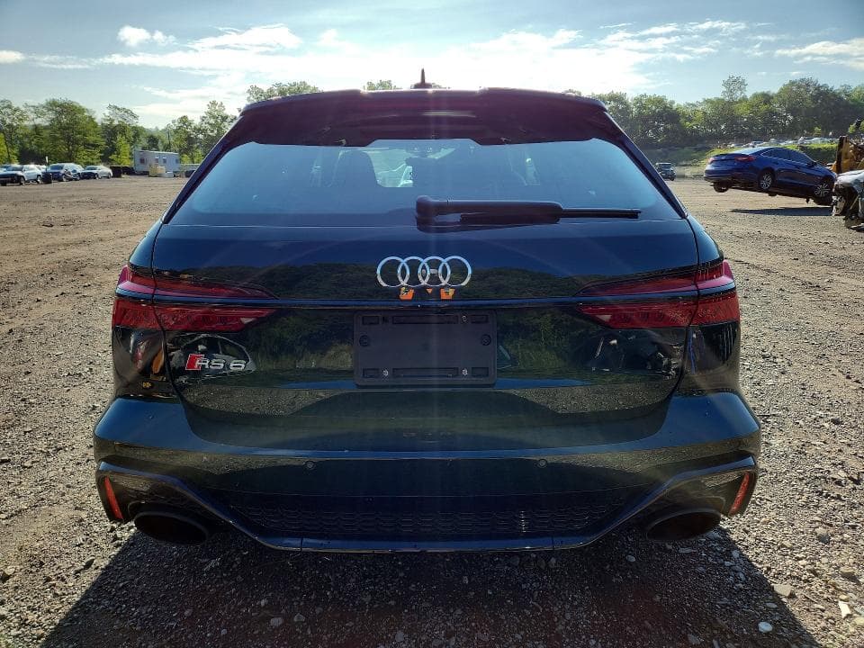 2022 AUDI RS6 6