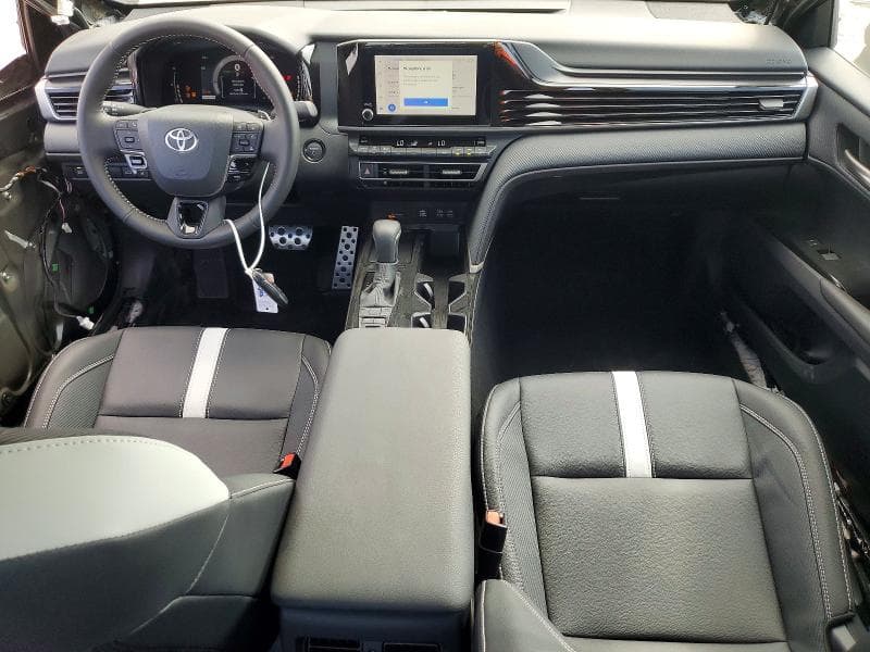 2026 TOYOTA CAMRY SE 8