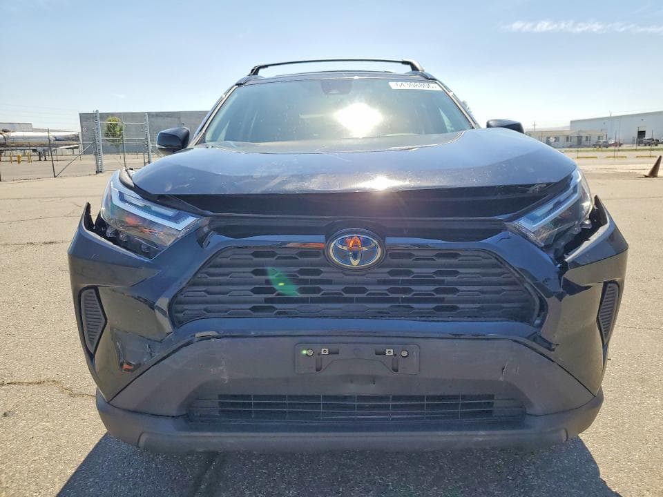 2024 TOYOTA RAV4 LE 5