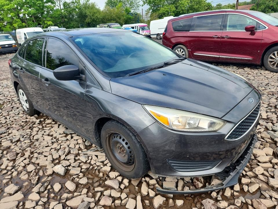 2018 FORD FOCUS S 4