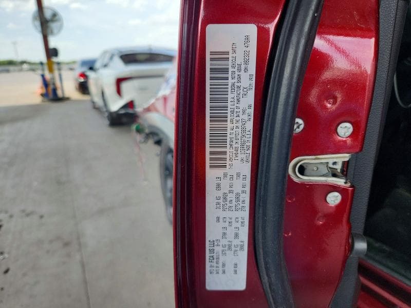 2019 RAM 1500 CLASSIC SLT 12