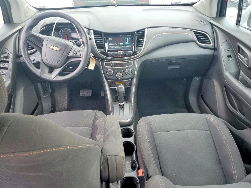 2017 CHEVROLET TRAX LS 8
