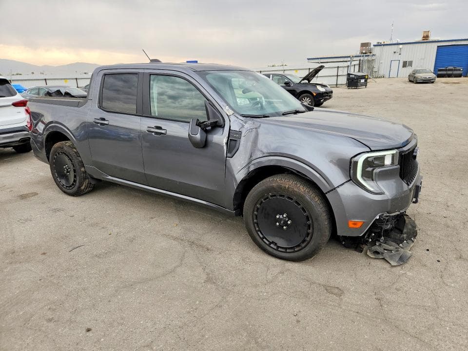 2025 FORD MAVERICK LOBO 4
