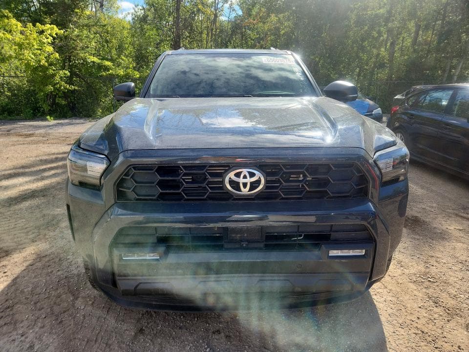 2025 TOYOTA 4RUNNER SR5 5