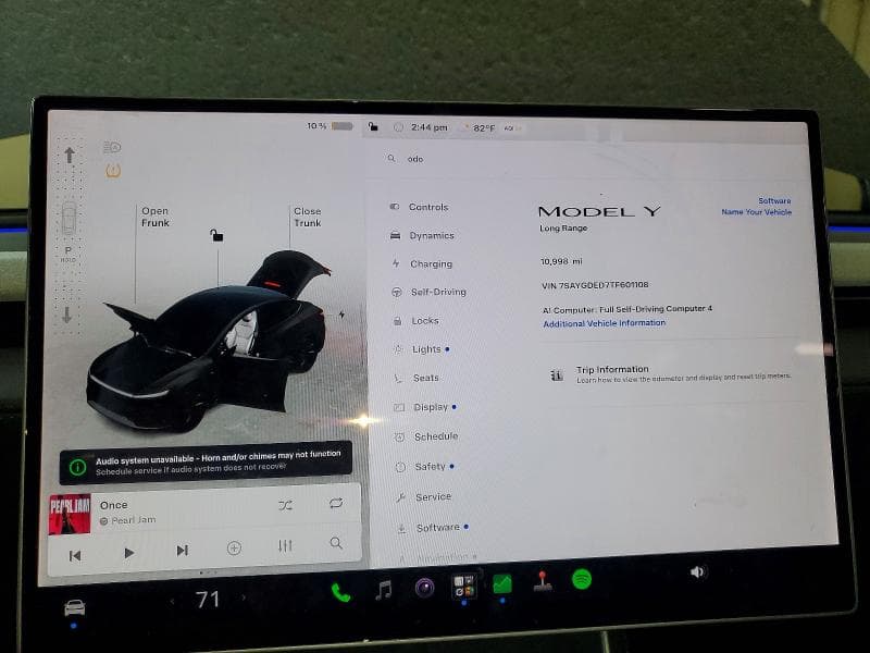 2026 TESLA MODEL Y 9