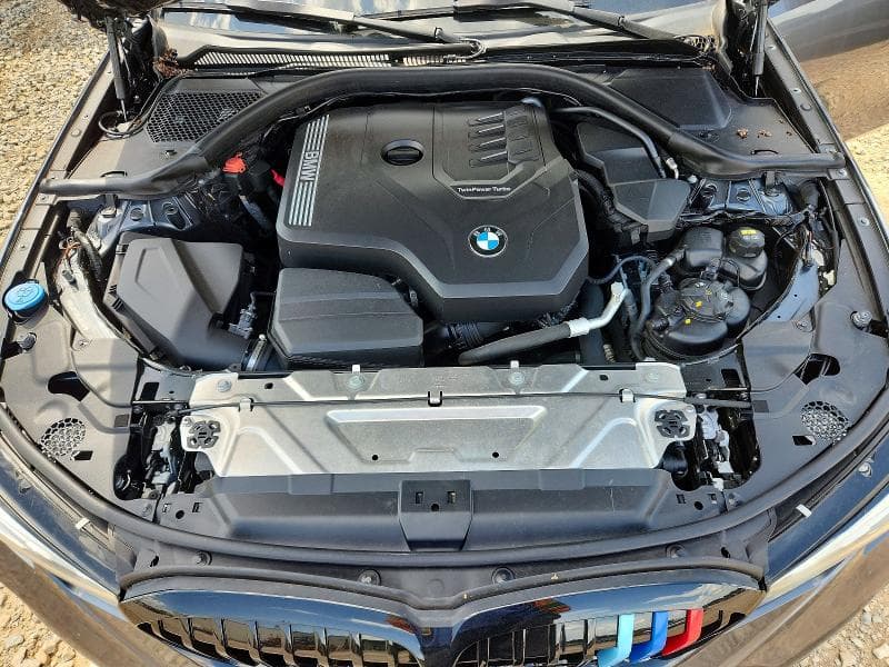 2019 BMW 330I 11