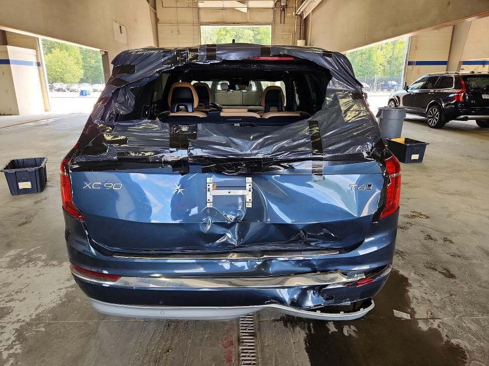 2022 VOLVO XC90 T6 INSCRIPTION 6