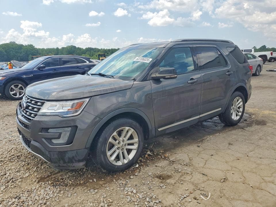 2017 FORD EXPLORER XLT - 1
