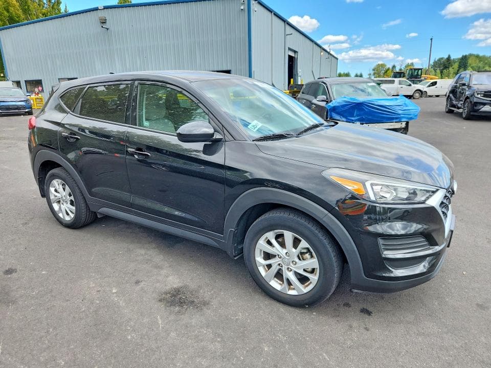 2021 HYUNDAI TUCSON SE 4