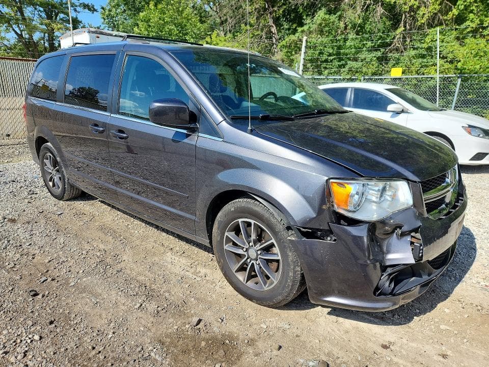 2017 DODGE GRAND CARAVAN SXT 4