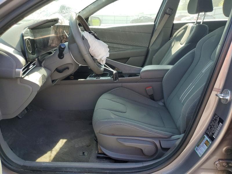 2023 HYUNDAI ELANTRA SEL 7