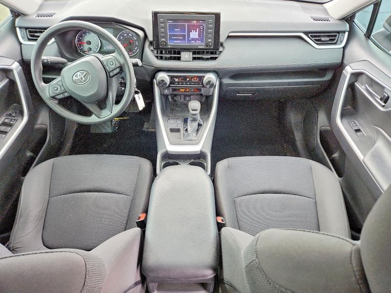2021 TOYOTA RAV4 LE 8