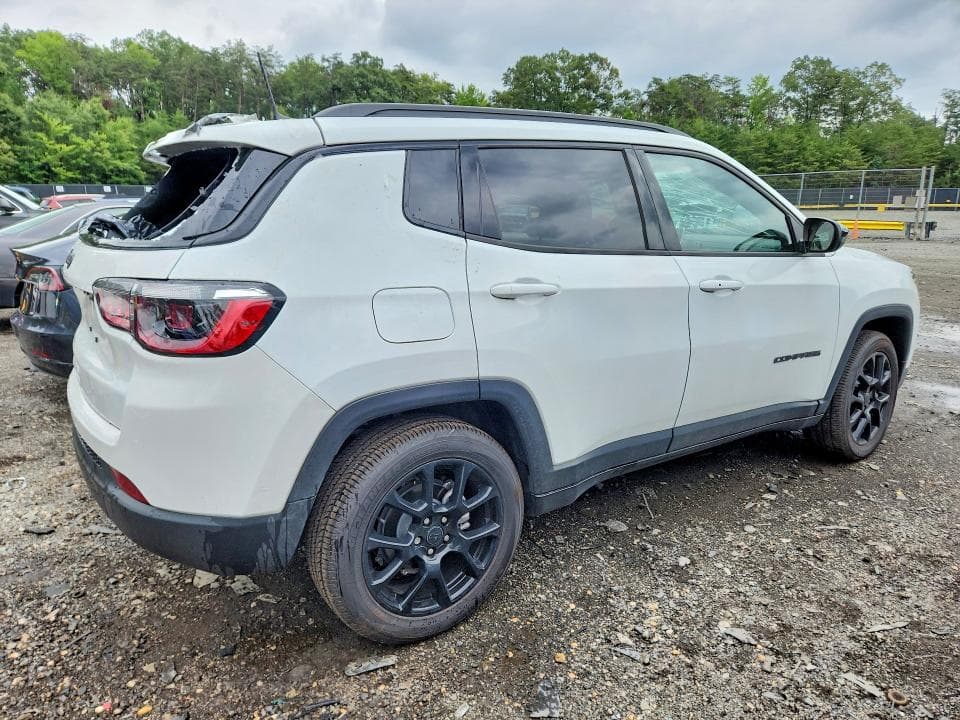 2025 JEEP COMPASS LATITUDE 3