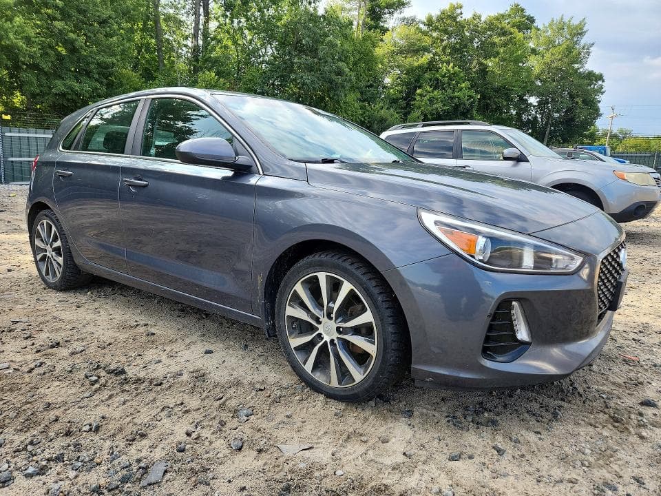 2018 HYUNDAI ELANTRA GT BASE 4