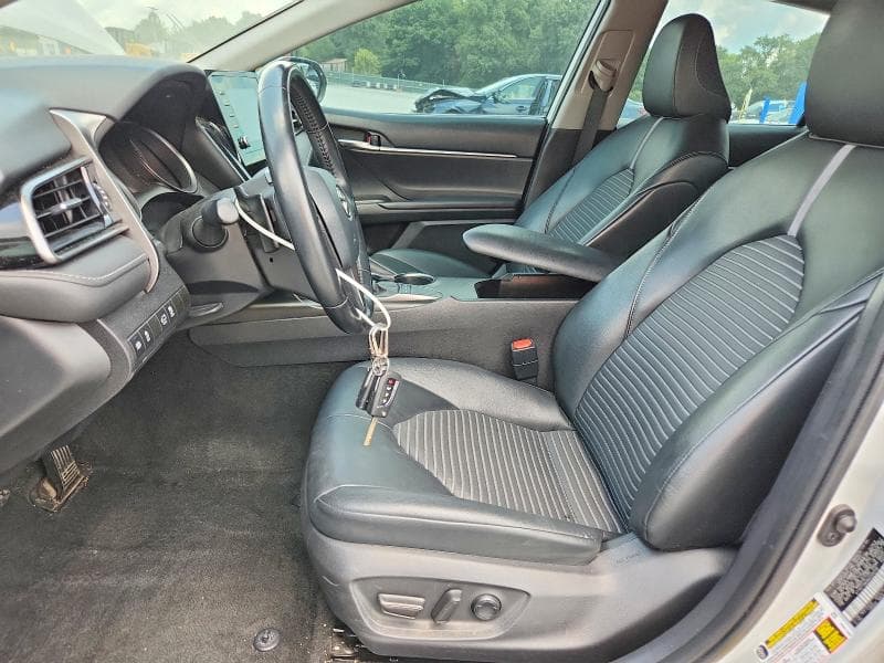 2022 TOYOTA CAMRY SE 7