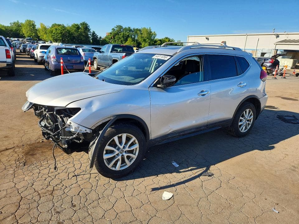 2017 NISSAN ROGUE SV - 1