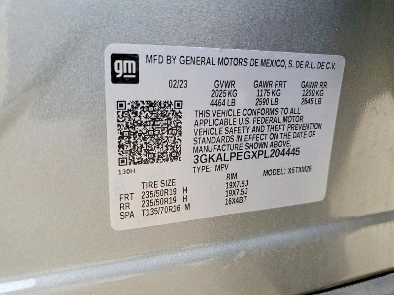2023 GMC TERRAIN SLT 14