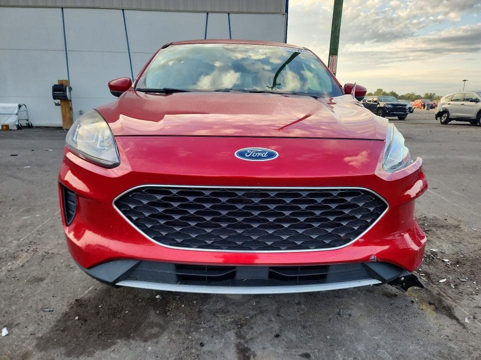 2020 FORD ESCAPE SE 5