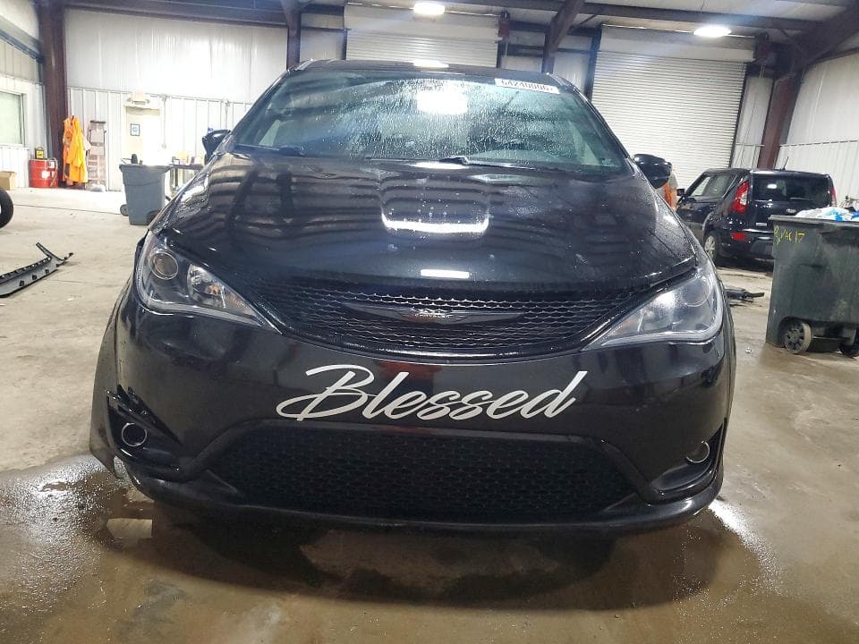 2020 CHRYSLER PACIFICA TOURING 5