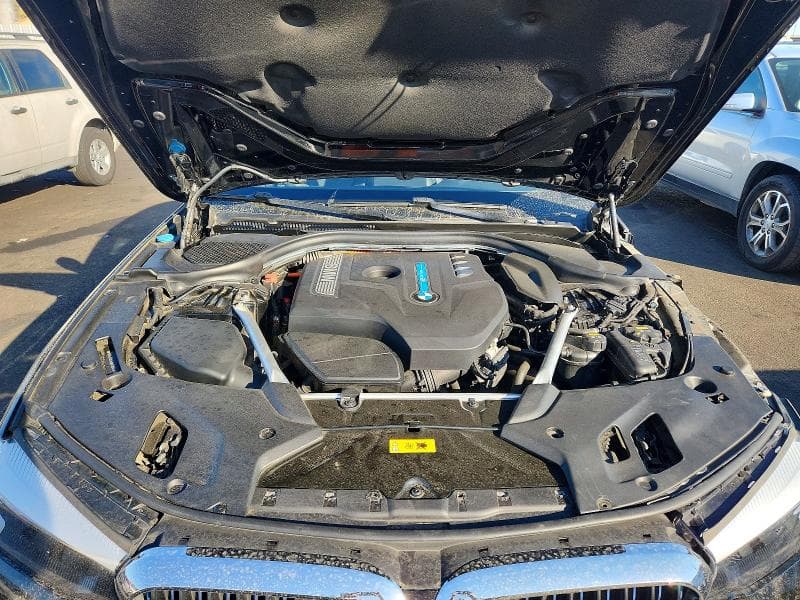 2019 BMW 530E 11