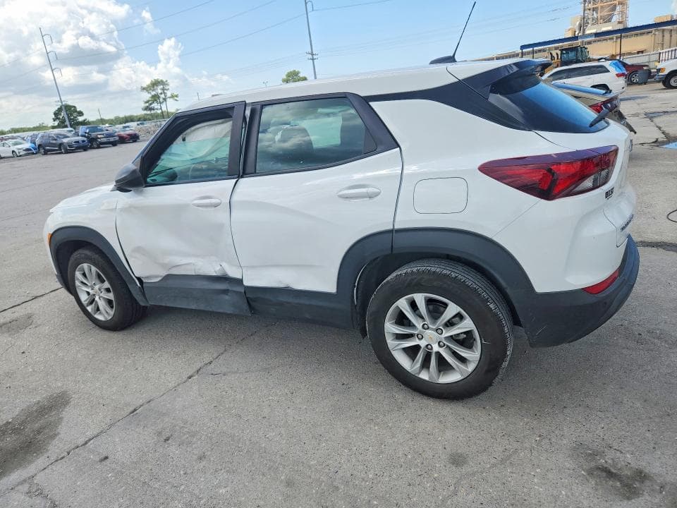 2023 CHEVROLET TRAILBLAZER LS 2