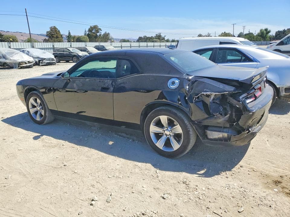 2021 DODGE CHALLENGER SXT 2