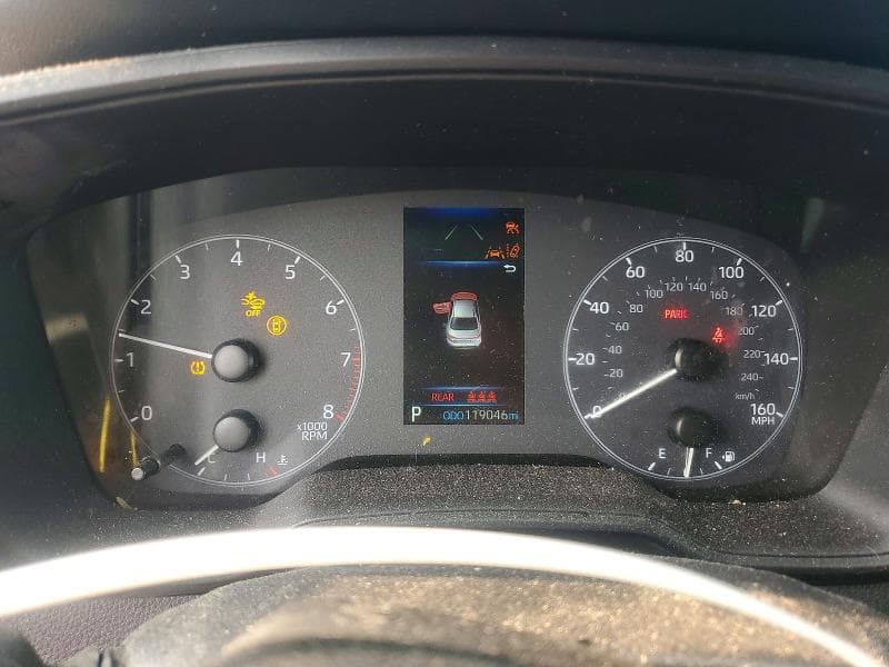 2024 TOYOTA COROLLA LE 9