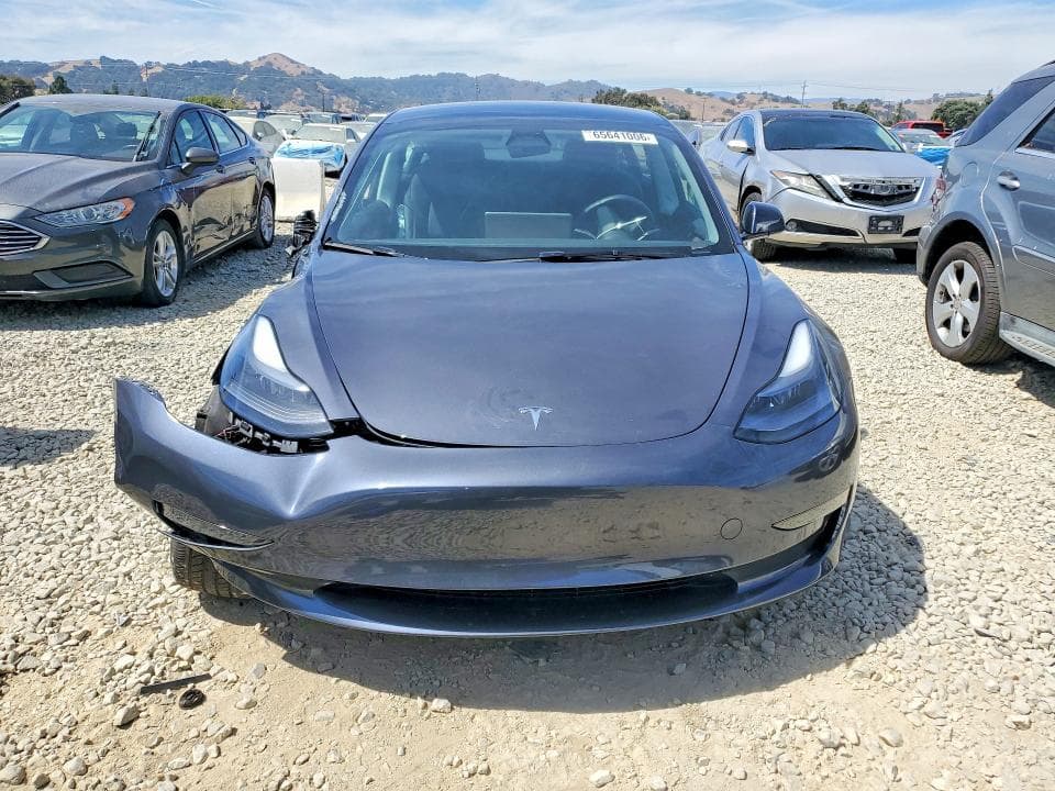 2023 TESLA MODEL 3 5