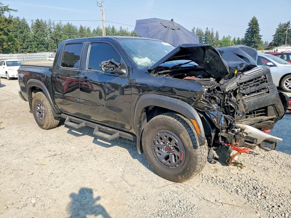 2025 NISSAN FRONTIER PRO-4X 4