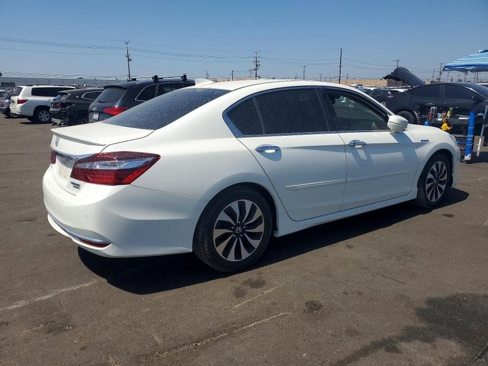 2017 HONDA ACCORD TOURING HYBRID 3
